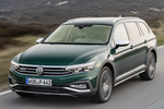 Volkswagen Passat Alltrack 2.0 TDI 176 kW (240CV) 4Motion DSG 7 vel. Alltrack Turismo familiar Exterior Frontal-Lateral 5 puertas