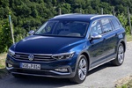 Volkswagen Passat Alltrack Alltrack Turismo familiar Azul Atl&aacute;ntico metalizado Exterior Frontal-Lateral 5 puertas