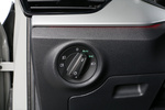 Skoda Scala 1.5 TSI 110kW (150 CV) DSG First Edition Turismo Interior Mandos de luces 5 puertas
