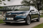 Skoda Superb Scout Combi Scout Turismo familiar Azul Lava Metalizado Exterior Frontal-Lateral 5 puertas
