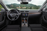 Skoda Superb Scout Combi Scout Turismo familiar Interior Salpicadero 5 puertas