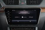 Skoda Superb Scout Combi Scout Turismo familiar Interior Pantalla del sistema multimedia 5 puertas