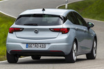 Opel Astra Gama Astra Gama Astra 5p Turismo Plata Magnetic Exterior Posterior-Lateral 5 puertas