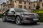 Skoda Superb Gama Superb Laurin&Klement Turismo Exterior Lateral-Frontal 5 puertas