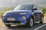 KIA Soul Gama Soul EV Gama Soul EV Monovolumen Neptune Blue Exterior Frontal-Lateral 5 puertas