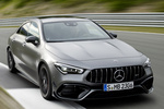 Mercedes-Benz CLA 45 S 4MATIC Coup&eacute; AMG 45 S 4MATIC Coup&eacute; Turismo Designo gris monta&ntilde;a magno Exterior Lateral-Frontal 4 puertas