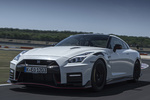 Nissan GT-R 3.8 V6 600 CV NISMO Coup&eacute; Exterior Frontal-Lateral 2 puertas