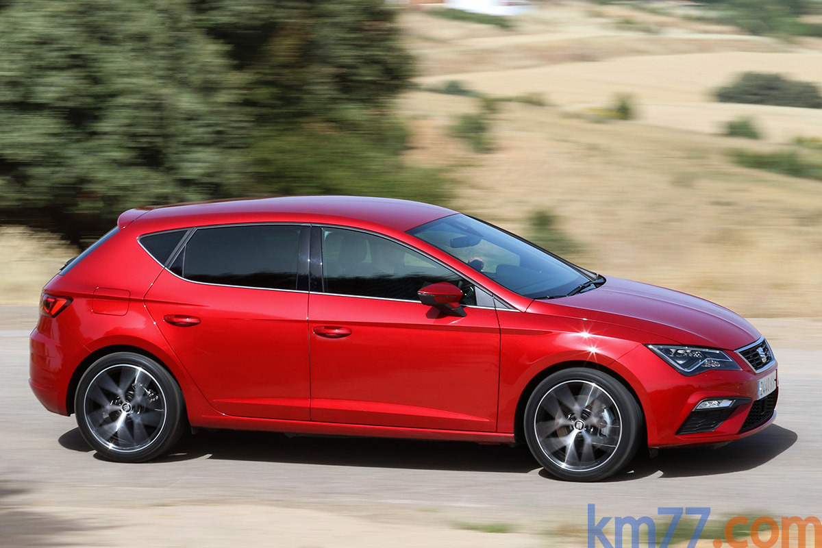 SEAT Le&oacute;n 1.5 EcoTSI 110 kW (150 CV) DSG-7 FR Turismo Rojo Desire Exterior Lateral 5 puertas