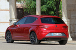 SEAT Le&oacute;n 1.5 EcoTSI 110 kW (150 CV) DSG-7 FR Turismo Rojo Desire Exterior Lateral-Posterior 5 puertas