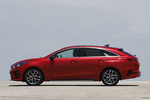 KIA ceed Proceed 1.4 T-GDi 103 kW (140 CV) DCT Proceed GT Line Turismo familiar Infra Red Exterior Lateral 5 puertas