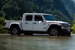 Jeep Gladiator Gama Gladiator Rubicon Pick up Blanco Brillante Exterior Lateral 4 puertas