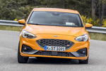 Ford Focus  5p ST 2.3 EcoBoost 206 kW (280 CV)  5p ST Turismo Naranja Fuego Exterior Frontal 5 puertas