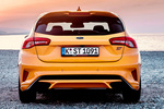 Ford Focus  5p ST 2.3 EcoBoost 206 kW (280 CV)  5p ST Turismo Naranja Fuego Exterior Posterior 5 puertas