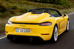 Porsche 718 718 Spyder 718 Spyder Descapotable Amarillo Racing Exterior Posterior-Lateral 2 puertas