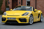 Porsche 718 718 Spyder 718 Spyder Descapotable Amarillo Racing Exterior Frontal-Lateral 2 puertas
