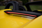 Porsche 718 718 Spyder 718 Spyder Descapotable Amarillo Racing Exterior Luz de freno 2 puertas