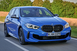 BMW Serie 1 M135i xDrive M135i Turismo Azul Misano metalizado Exterior Lateral-Frontal 5 puertas