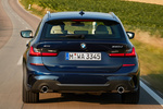 BMW Serie 3 330d xDrive Touring Touring M Sport Turismo familiar Azul Tansanit II Exterior Posterior 5 puertas