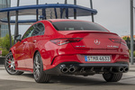 Mercedes-Benz CLA 45 S 4MATIC Coup&eacute; AMG 45 S 4MATIC Coup&eacute; Turismo Rojo Jupiter Exterior Lateral-Posterior 4 puertas