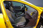 KIA XCeed Gama XCeed Emotion Pack Yellow Todo terreno Interior Asientos 5 puertas