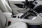Jaguar I-PACE EV 400 AWD SE Todo terreno Interior Consola Central 5 puertas