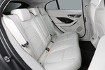 Jaguar I-PACE EV 400 AWD SE Todo terreno Interior Asientos 5 puertas