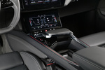 Audi e-tron 55 quattro Sport Todo terreno Interior Consola Central 5 puertas