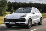 Porsche Cayenne Cayenne Turbo S E-Hybrid Cayenne Turbo S E-Hybrid Todo terreno Plata Rodio Metalizado Exterior Frontal-Lateral 5 puertas