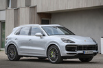 Porsche Cayenne Cayenne Turbo S E-Hybrid Cayenne Turbo S E-Hybrid Todo terreno Plata Rodio Metalizado Exterior Lateral-Frontal 5 puertas