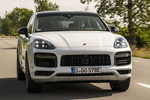Porsche Cayenne Cayenne Turbo S E-Hybrid Coup&eacute; Cayenne Turbo S E-Hybrid Coup&eacute;  Todo terreno Blanco Carrara Exterior Frontal 5 puertas