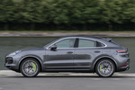 Porsche Cayenne Cayenne Turbo S E-Hybrid Coup&eacute; Cayenne Turbo S E-Hybrid Coup&eacute;  Todo terreno Gris Cuarcita Metalizado Exterior Lateral 5 puertas
