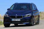 BMW Serie 2 218i DCT Active Tourer Active Tourer Sport con L&iacute;nea Cromada exterior Monovolumen Mediterranblau Exterior Frontal-Lateral 5 puertas