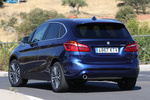 BMW Serie 2 218i DCT Active Tourer Active Tourer Sport con L&iacute;nea Cromada exterior Monovolumen Mediterranblau Exterior Lateral-Posterior 5 puertas