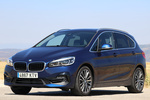 BMW Serie 2 218i DCT Active Tourer Active Tourer Sport con L&iacute;nea Cromada exterior Monovolumen Mediterranblau Exterior Frontal-Lateral 5 puertas