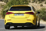 Mercedes-Benz Clase A AMG 35 4MATIC AMG 35 4MATIC Paquete Night AMG Turismo Amarillo Sol Exterior Posterior-Lateral 5 puertas