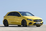 Mercedes-Benz Clase A AMG 35 4MATIC AMG 35 4MATIC Paquete Night AMG Turismo Amarillo Sol Exterior Lateral-Frontal 5 puertas