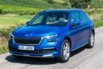 Skoda Kamiq 1.0 TSI 85 kW (115 CV) Style DSG Style Todo terreno Azul Race Metalizado Exterior Frontal-Lateral 5 puertas