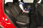 Mercedes-Benz Clase B B 200 7G-DCT AMG Line Paquete Night Monovolumen Rojo Jupiter Interior Silla infantil 5 puertas