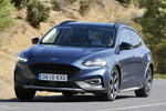 Ford Focus 5p Active 1.5 EcoBlue 88 kW (120 CV) 5p Active Turismo Gris Magn&eacute;tico Exterior Frontal-Lateral 5 puertas