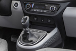 Hyundai i10 1.2 MPI 64 kW (84 CV) AT Style Turismo Interior Consola Central 5 puertas