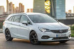 Opel Astra Gama Astra Sports Tourer Gama Astra Sports Tourer Turismo familiar Exterior Lateral-Frontal 5 puertas