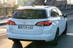 Opel Astra Gama Astra Sports Tourer Gama Astra Sports Tourer Turismo familiar Exterior Posterior-Lateral 5 puertas