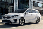 KIA ceed Ceed Tourer PHEV Ceed Tourer PHEV Turismo familiar Cassa White Exterior Frontal-Lateral 5 puertas