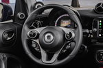smart fortwo EQ fortwo cabrio EQ fortwo cabrio Descapotable Interior Volante 2 puertas