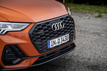 Audi Q3 Sportback 40 TDI quattro S tronic Sportback Black line edition Todo terreno Naranja pulso Exterior Parrilla 5 puertas