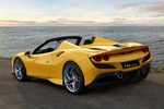 Ferrari F8 F8 Spider F8 Spider Descapotable Exterior Lateral-Posterior 2 puertas