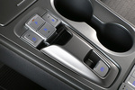 Hyundai Kona El&eacute;ctrico 150 kW (204 CV) Style 64 kWh El&eacute;ctrico Style Todo terreno Interior Palanca de Cambios 5 puertas