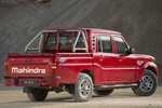 Mahindra Goa D 140 S10 Pick up Rojo Rage Exterior Lateral-Posterior 4 puertas