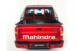 Mahindra Goa D 140 S10 Pick up Rojo Rage Exterior Trasera 4 puertas