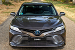 Toyota Camry 220H Luxury Turismo Exterior Frontal 4 puertas
